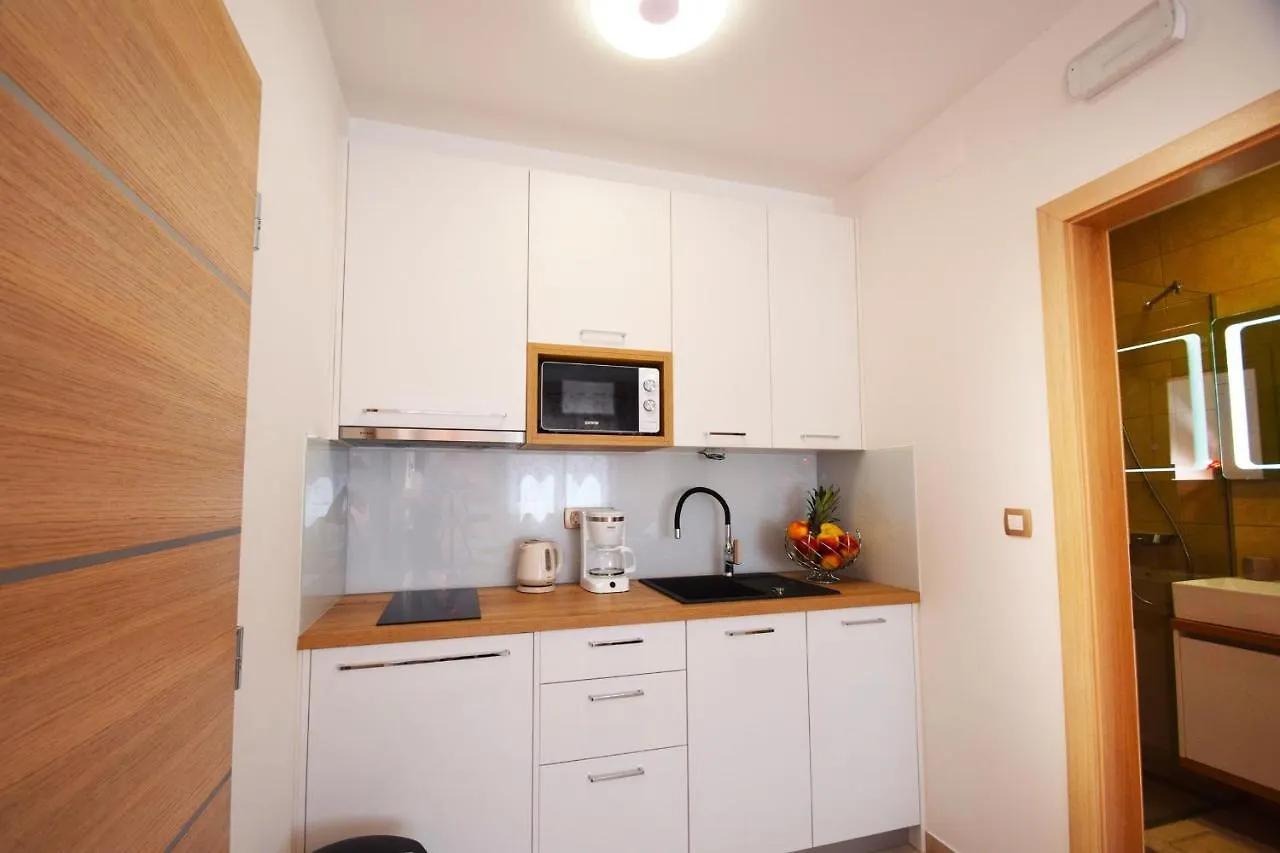 Villa Apartments Filip Starigrad Paklenica Gasthuis