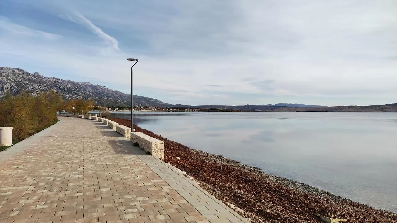 Gasthuis Villa Apartments Filip Starigrad Paklenica Kroatië